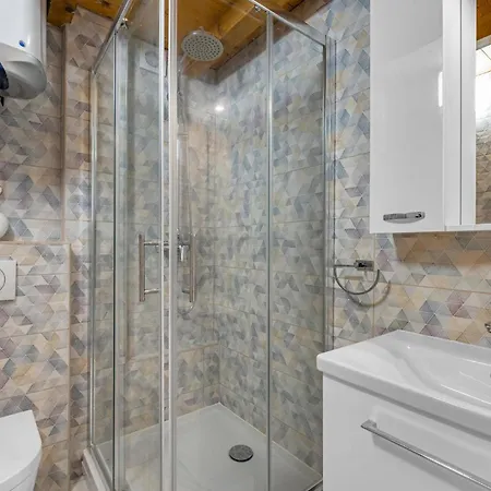 Ferienhaus Lovely In *