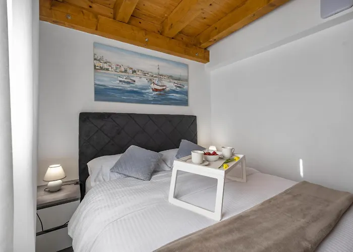 Vakantiehuis Lovely In