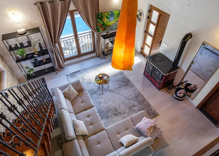 Lovely In * Donje Polje