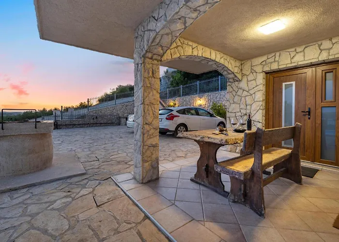 Vakantiehuis Lovely In