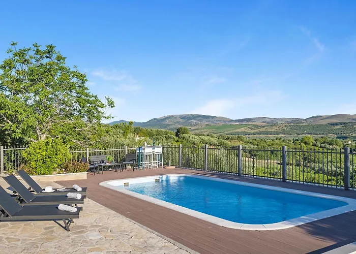 Lovely In * Donje Polje