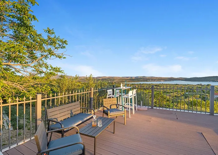 Lovely In Vakantiehuis